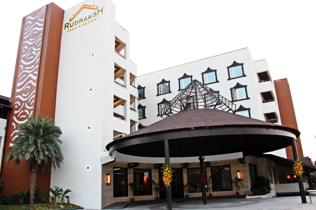 Rudraksh Club & Resort 