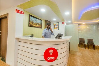 Oyo 9326 Om Sai Residency Reception