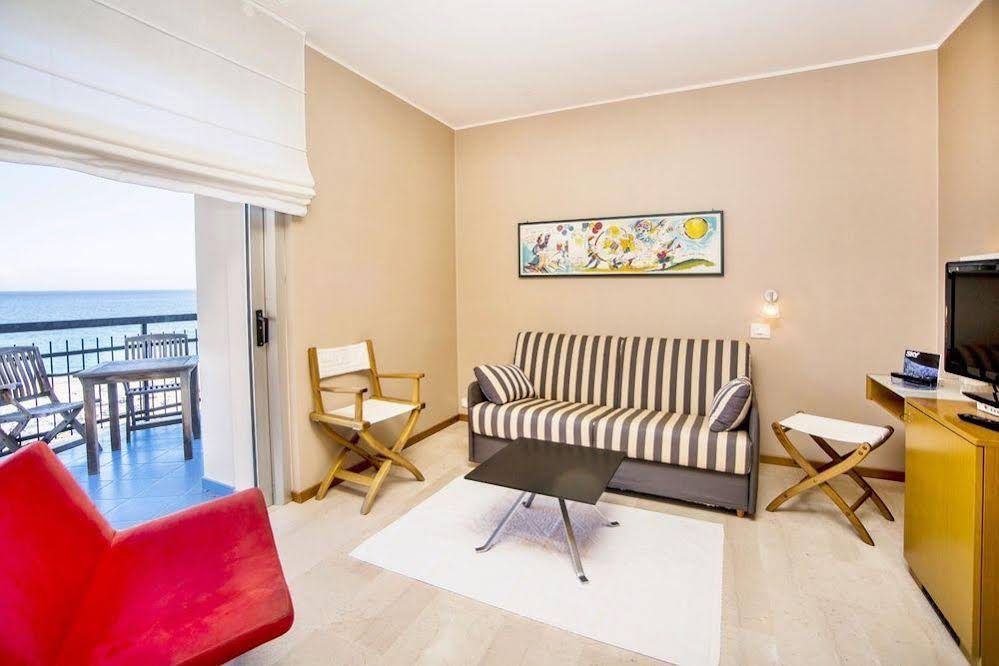 Hotel Tirreno 