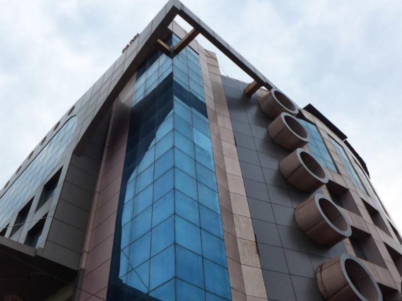 Hotel Grand Dhillon 