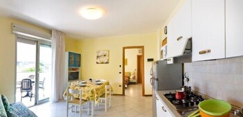 Appartamenti Sabina Bibione Centro In-Room Kitchen