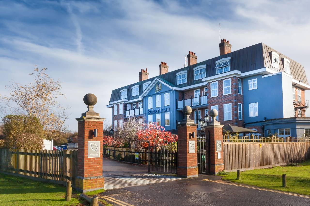 Balmer Lawn Hotel 