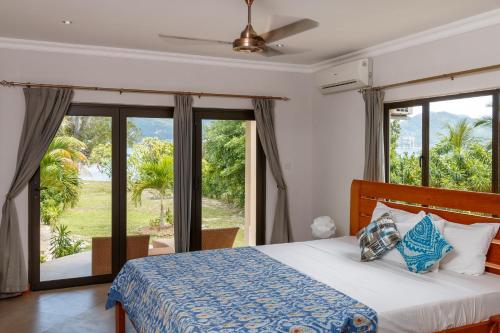 Seascape Villa 