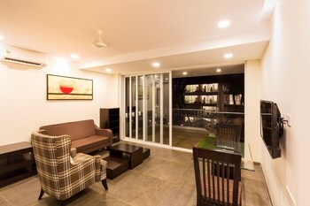 Zondela Inn Luxury Apartments 