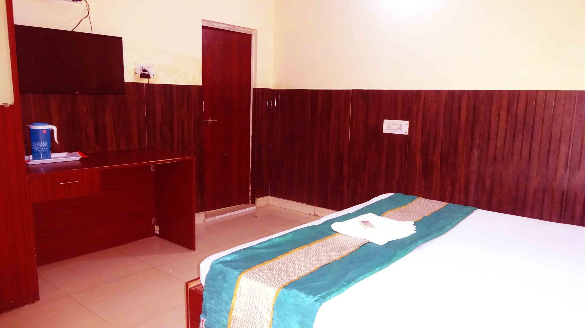 Hotel Madhav Stay 