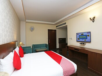 Oyo 16565 Karnal Haveli Guestroom