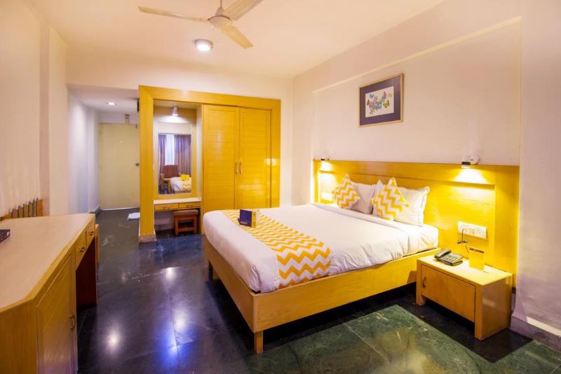 Fabhotel Suryakiran Chinchwad Room