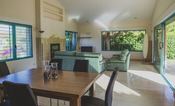 070 Villa Turqiuesa Living Area