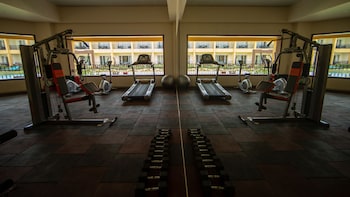 Tropical Retreat Gym