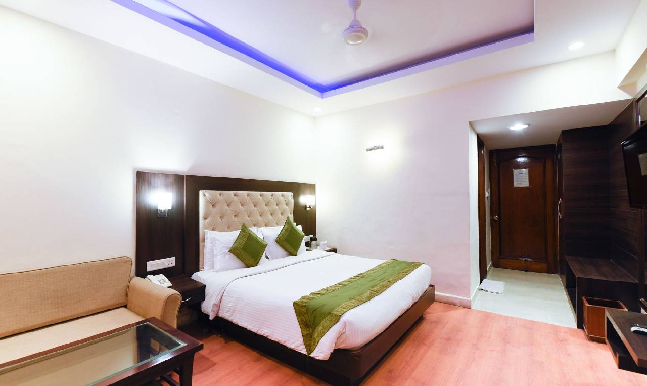 Treebo Nand Residency 