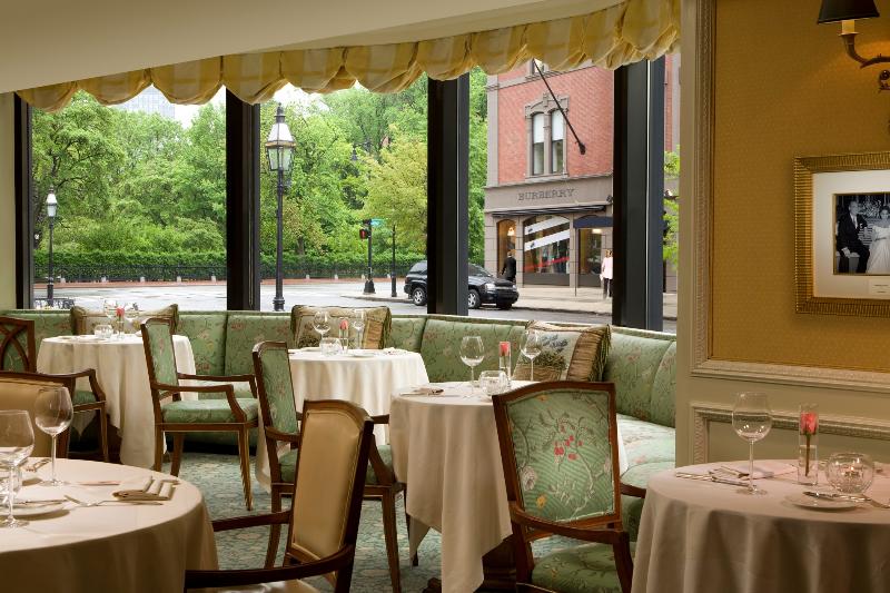 Taj Boston (تاج بوستون) Restaurant