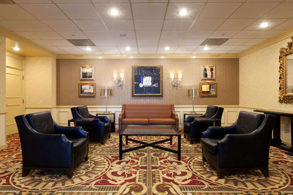 Wyndham Boston Beacon Hill (ویندهام بوستون بیكون هیل) Lobby view