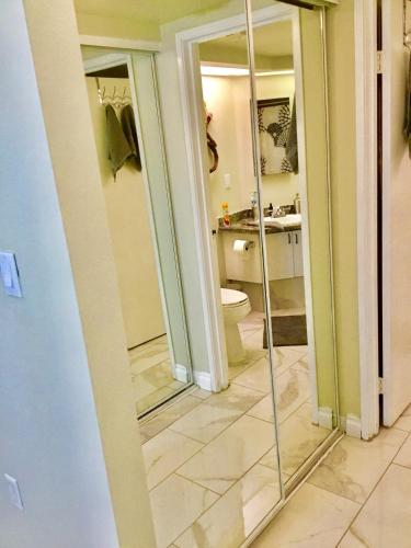 Spectacular Condo 1 Block From Lvcc 1 Mile To Wynn 