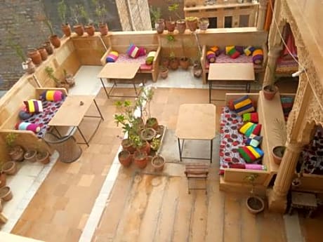 Hotel Pol Haveli 