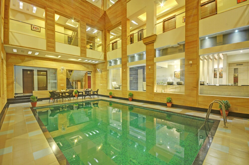 Hotel Chirag Indoor Pool