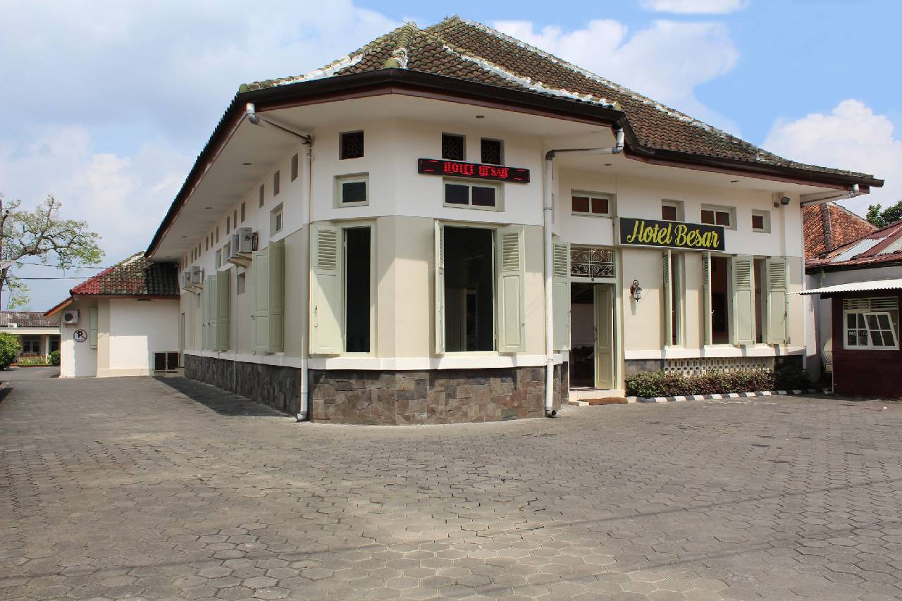 Hotel Besar 