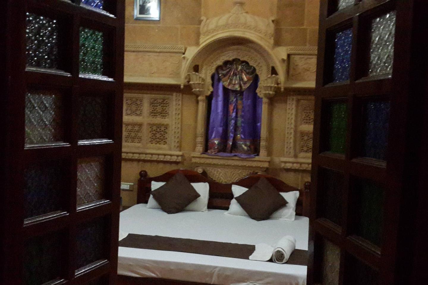 Hotel Suman Palace 