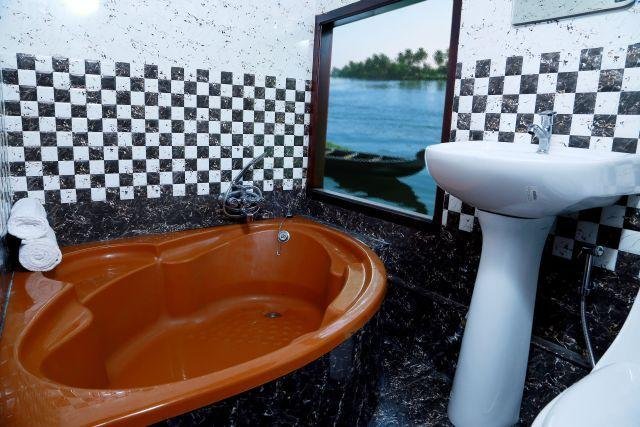 Desire Cruises Houseboat 