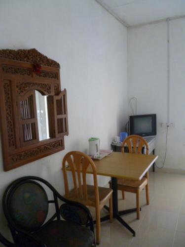 Chalet Kak Mah Homestay Pantai Guest House K.trg 