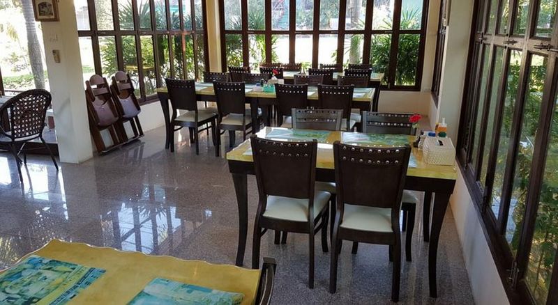 Noren Resort (نورن ریزورت) Restaurant