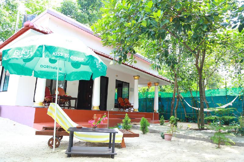 Marari Beachjohns Villa 