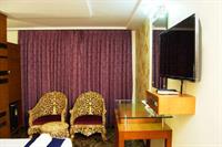 Stay Vista Rooms Near Marine Drive 