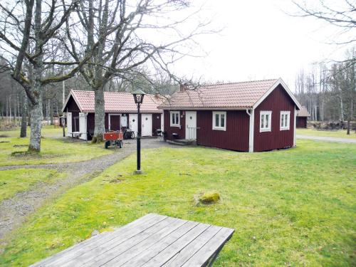 Orrefors Stugby O Vandrarhem (اورفورس استوگبی او واندرارهم) 