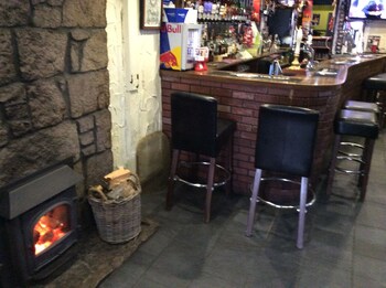 The Stag Hotel Hotel Bar
