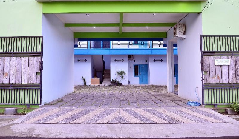 Wira Dkost N Guest House 