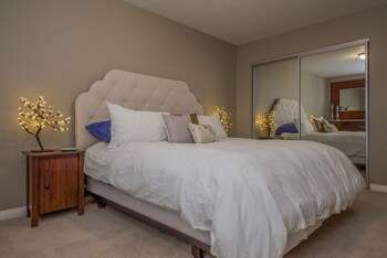 Luxurious 6br 7min To Las Vegas Strip Guestroom