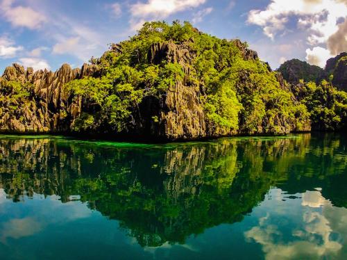 Coron Express Hostel 