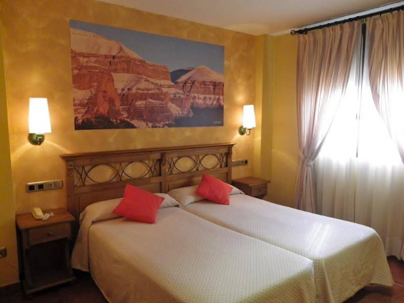 Hotel Arnal 