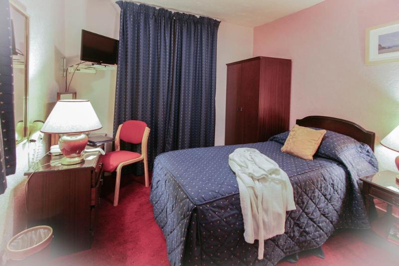 Lydney House Room