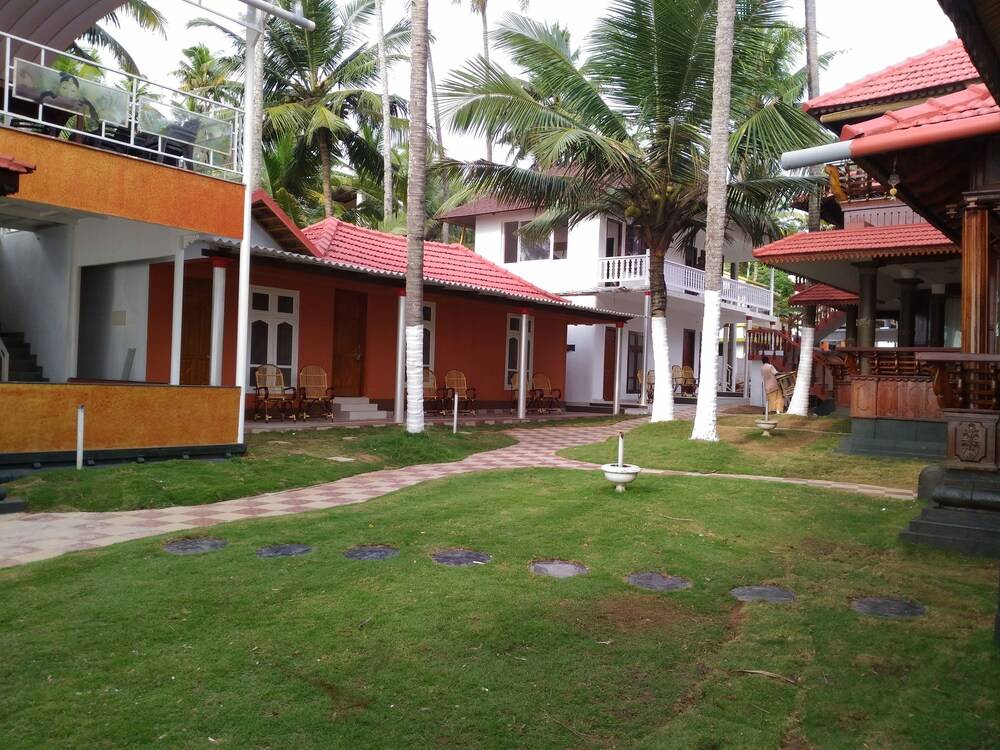 Black Beach Resort Interior Entrance
