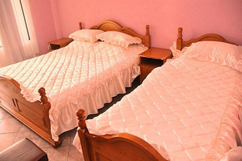 Hotel Hoti 
