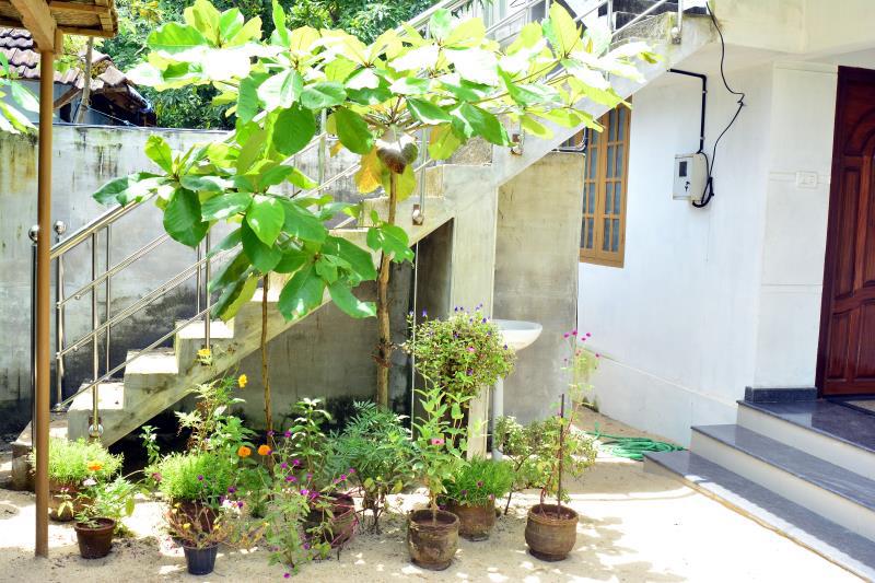 Sea Breeze Beach Homestay 