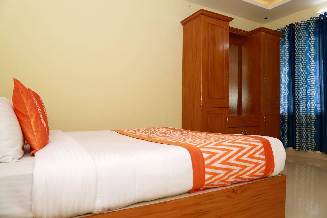 Oyo 9803 Cosy Lake Villa 