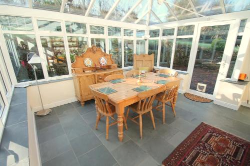 Oare Manor Cottage 