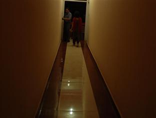 Hotel Maurya Kangara 