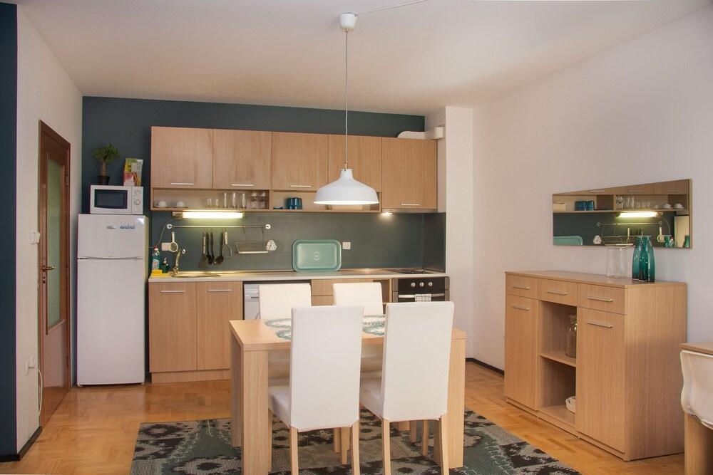 Sofia Downtown Apartments (سوفیا داون تاون آپارتمنتس) 