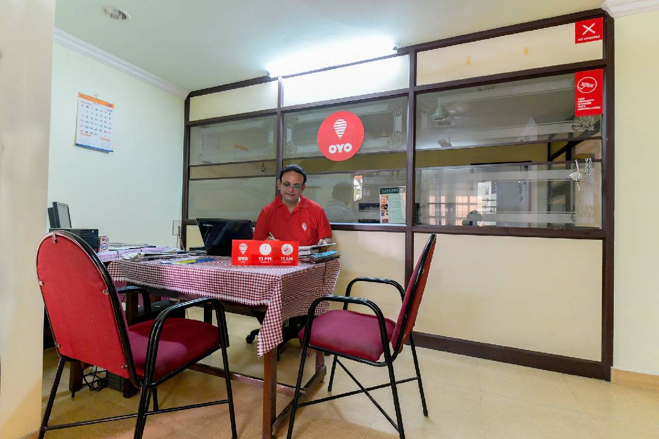 Oyo 10502 Hotel Villa Brook 