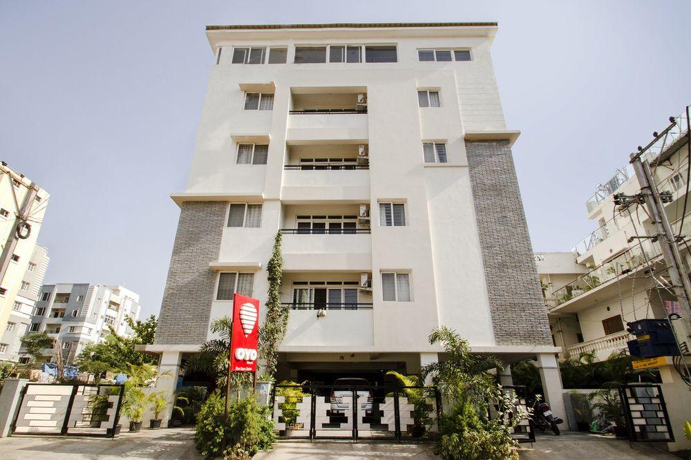 Oyo 11396 Hotel Cyprus Inn 