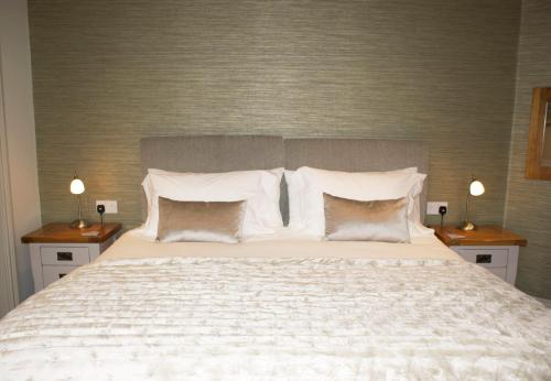 Lamb Inn Guesthouse 