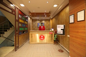 Oyo 8876 Hotel Sarthi Reception