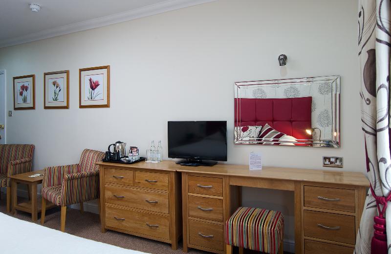 Langham Hotel (لانگهام هتل) Room