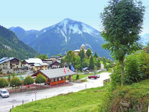 Holiday Home Chalet Travel Champagny 