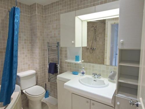 2 Avon Quillet Kingsbridge 