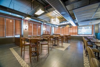 The Imperial Poonam Hotel Hotel Bar
