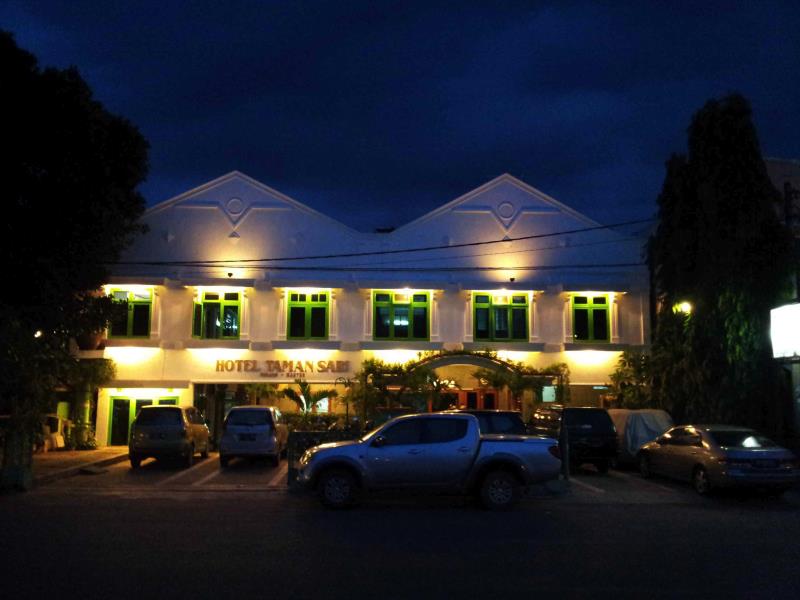 Taman Sari Hotel By Prasanthi 