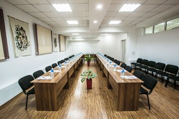 Shah Palace Hotel 